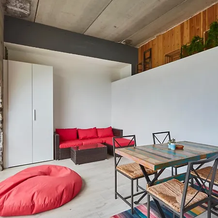 Nest On The Bed and Breakfast 3*