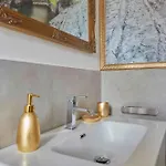 Nest On The Bed & Breakfast